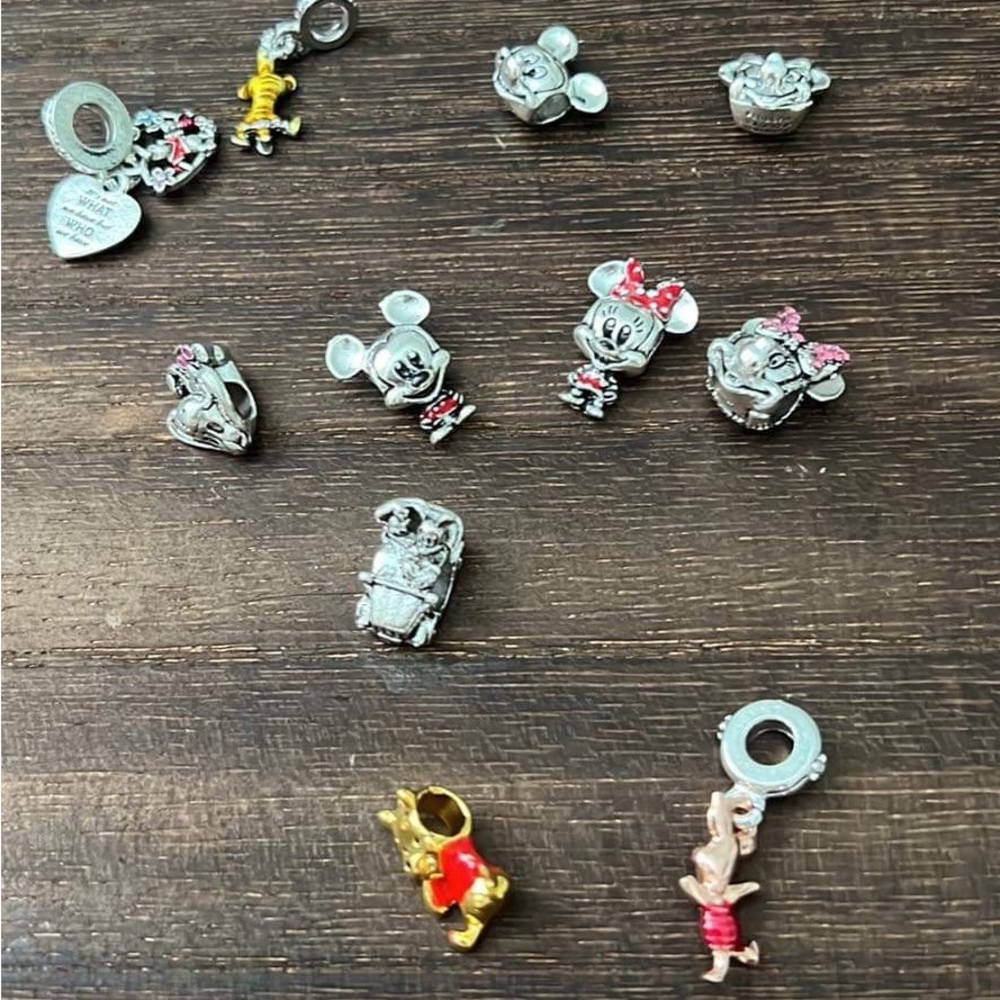 Set of charms 12
